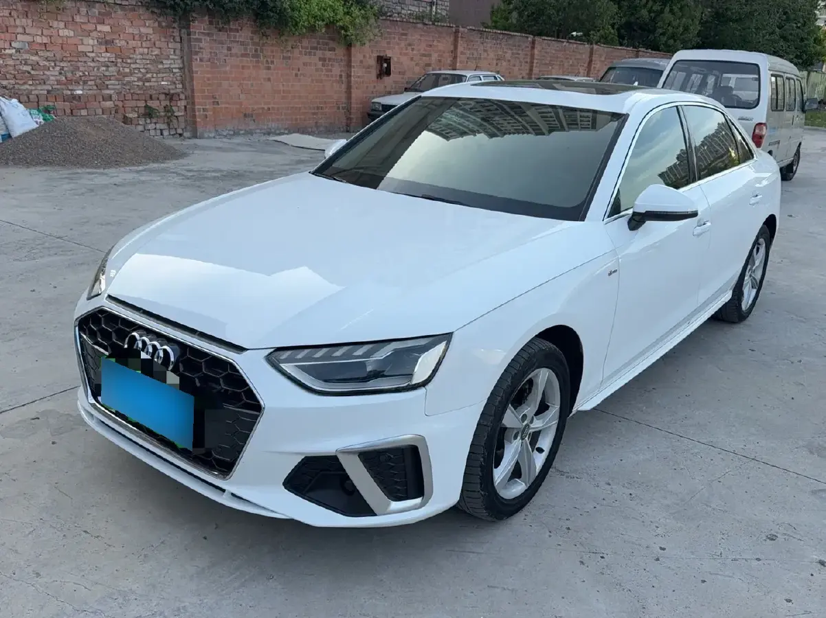 2020 Audi A4L 2.0T 150HP L4 7DCT