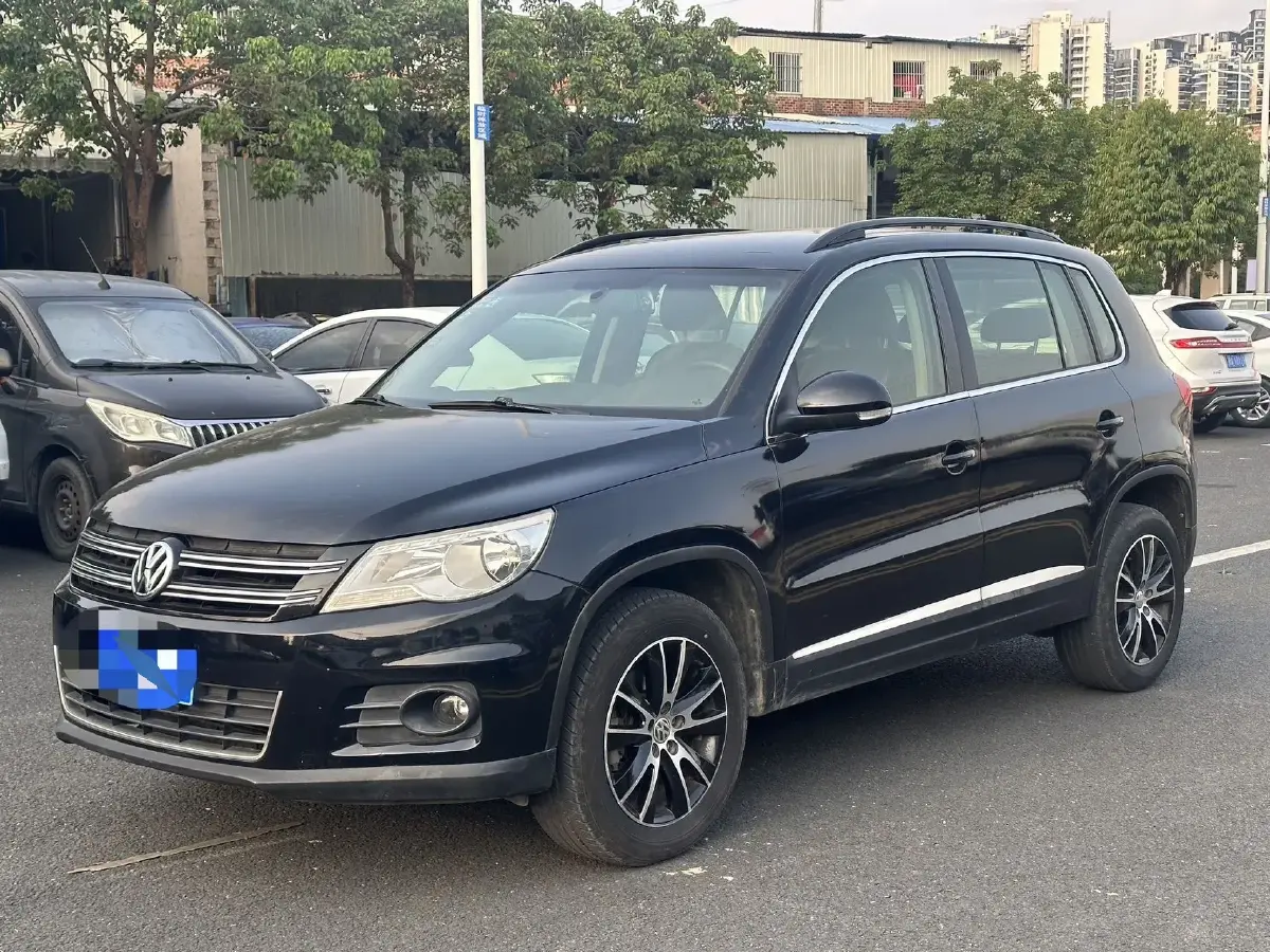 2010 Volkswagen Tiguan 1.8T 160HP L4 6MT