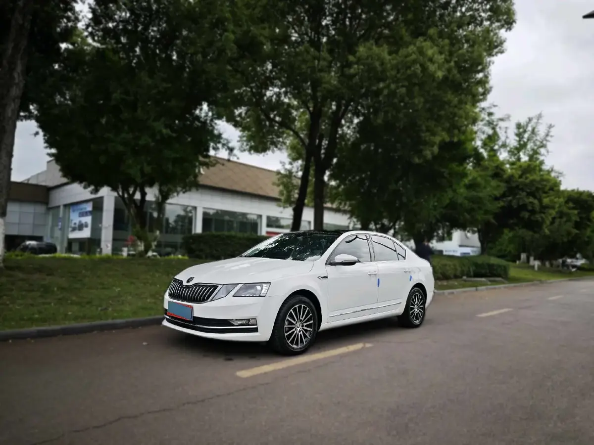 2019 Skoda Octavia 1.2T 116HP L4 7DCT