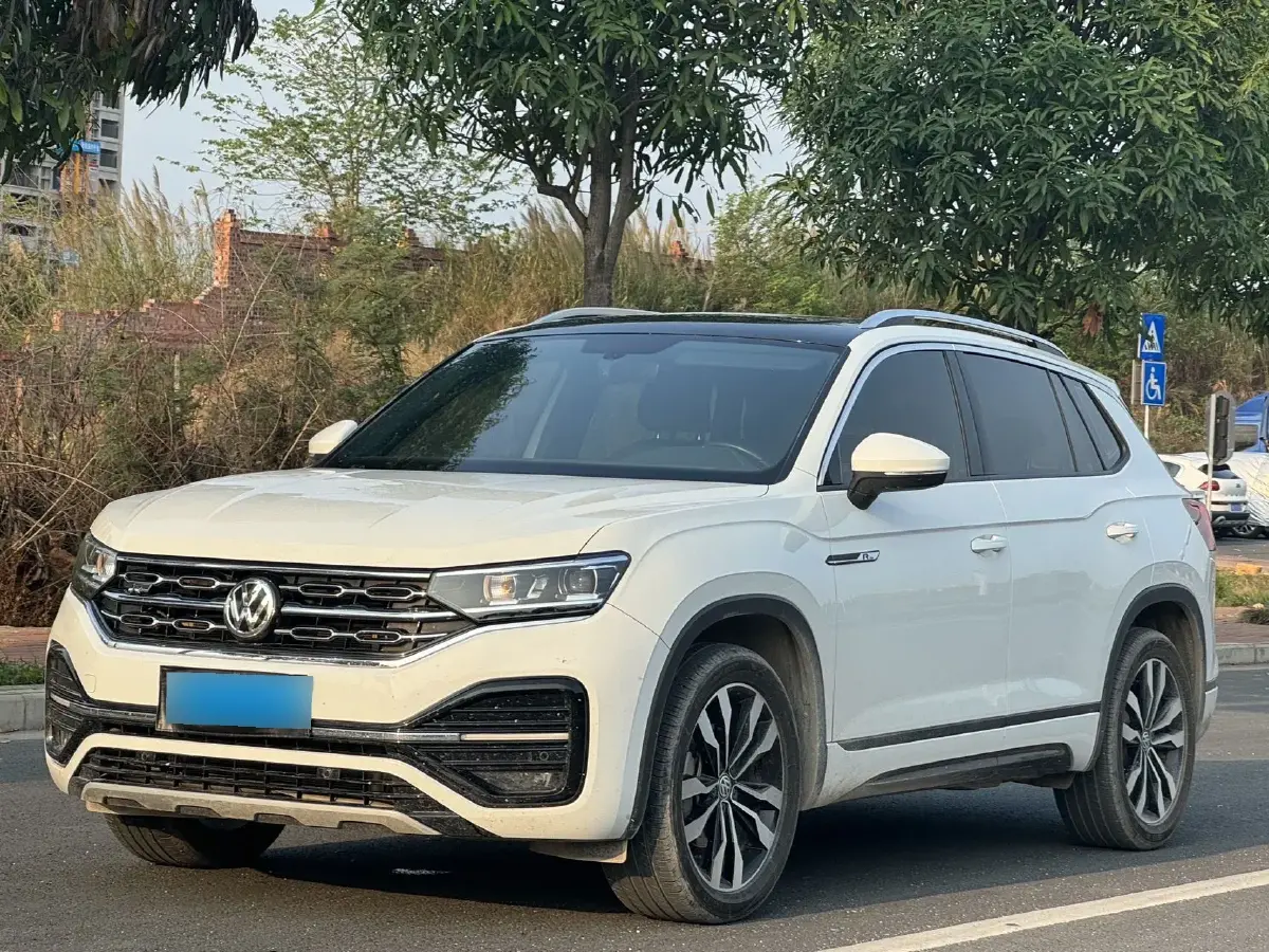 2019 Volkswagen Tayron 2.0T 220HP L4 7DCT