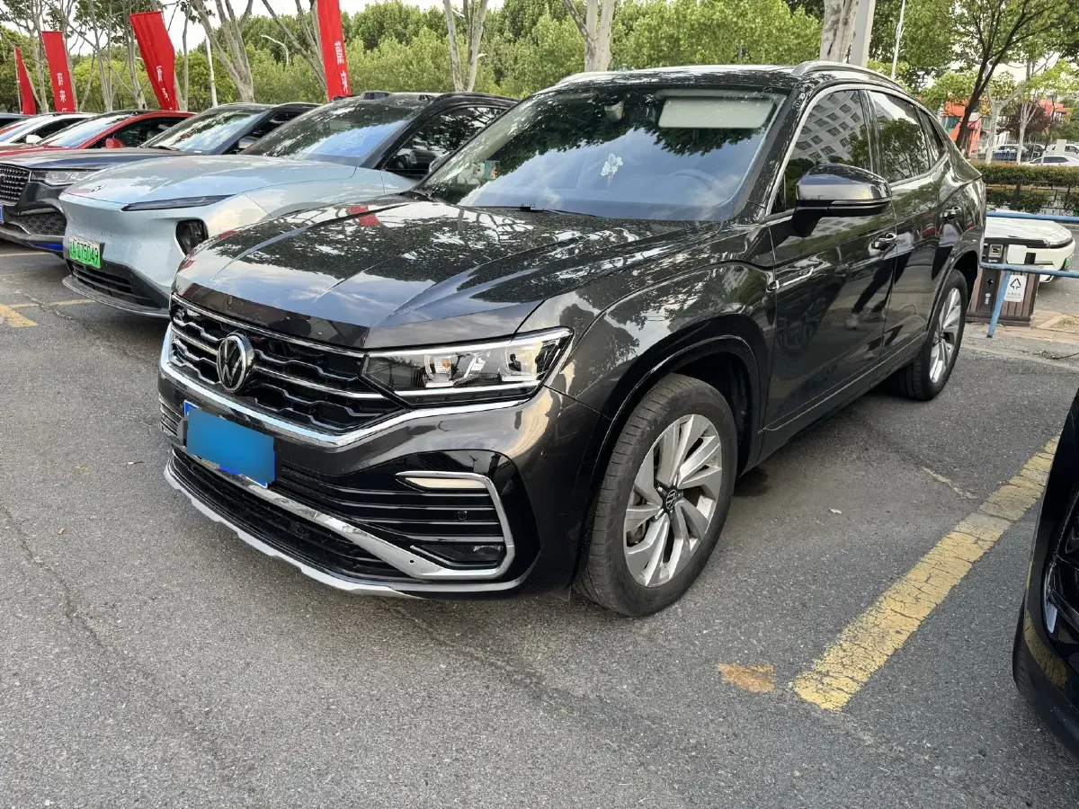 2020 Volkswagen Tayron X 2.0T 186HP L4 7DCT