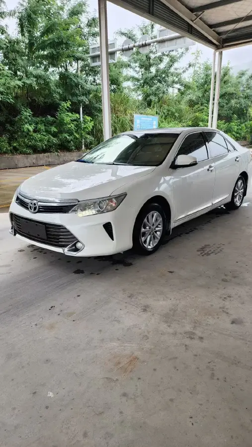 2016 Toyota Camry 2.0L 167HP L4 6AT