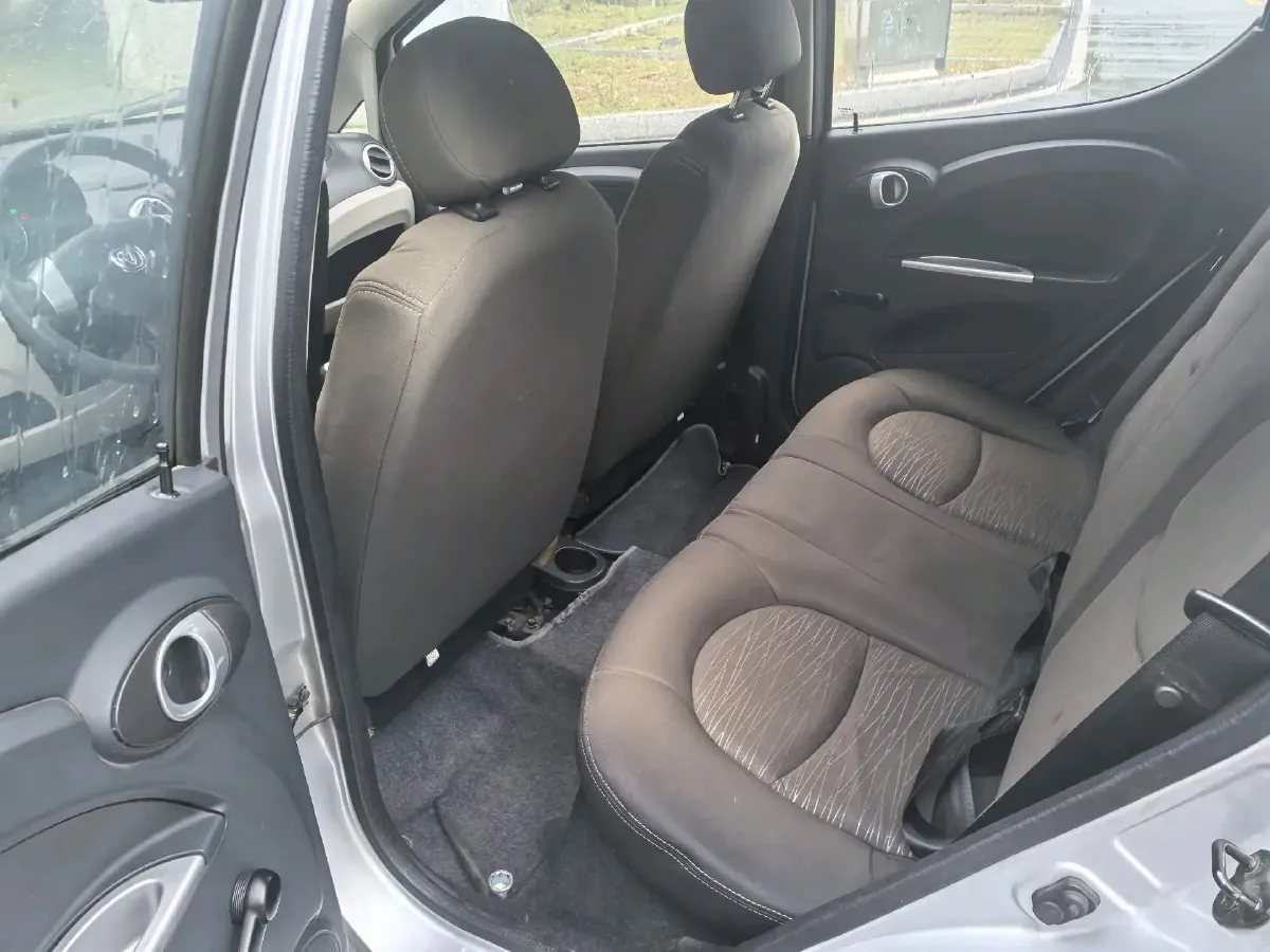 2012 ChangAn BenBen MINI 1.0L 69HP L4 5MT,autocango,china used car exporter,china ev exporter,chinese used car exporter,chinese used ev exporter