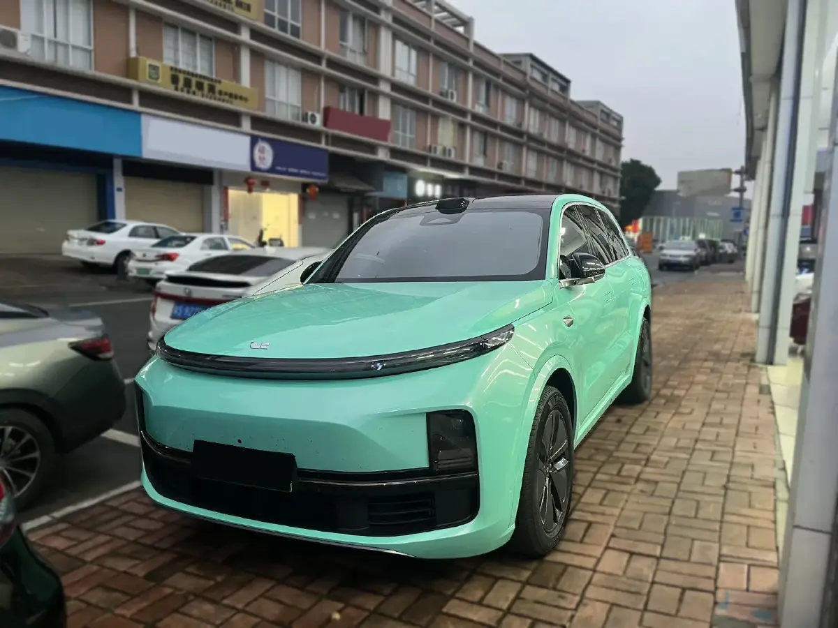 2024 Li L8 Range Extended 154HP REEV 42.8KWH