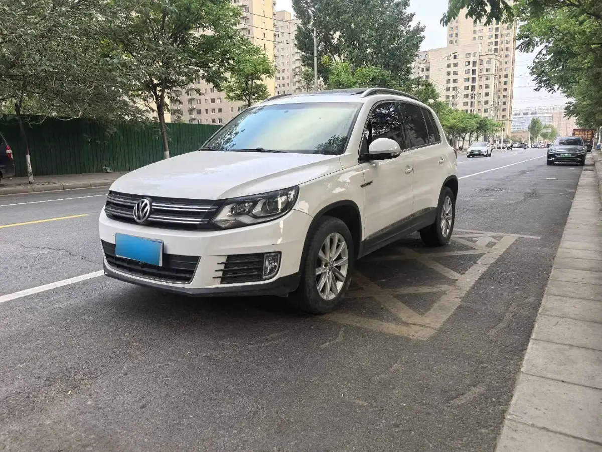 2016 Volkswagen Tiguan 1.8T 160HP L4 6AT