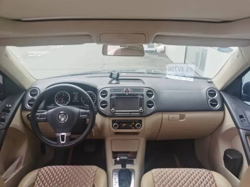 2010 Volkswagen Tiguan 1.8T 160HP L4 6AT,autocango,china used car exporter,china ev exporter,chinese used car exporter,chinese used ev exporter