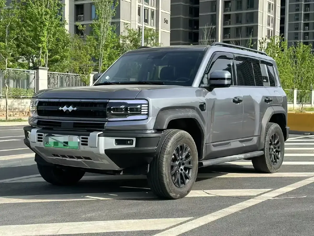 2023 FangChengBao Bao 5 1.5T 194HP L4 E-CVT PHEV 31.8KWH