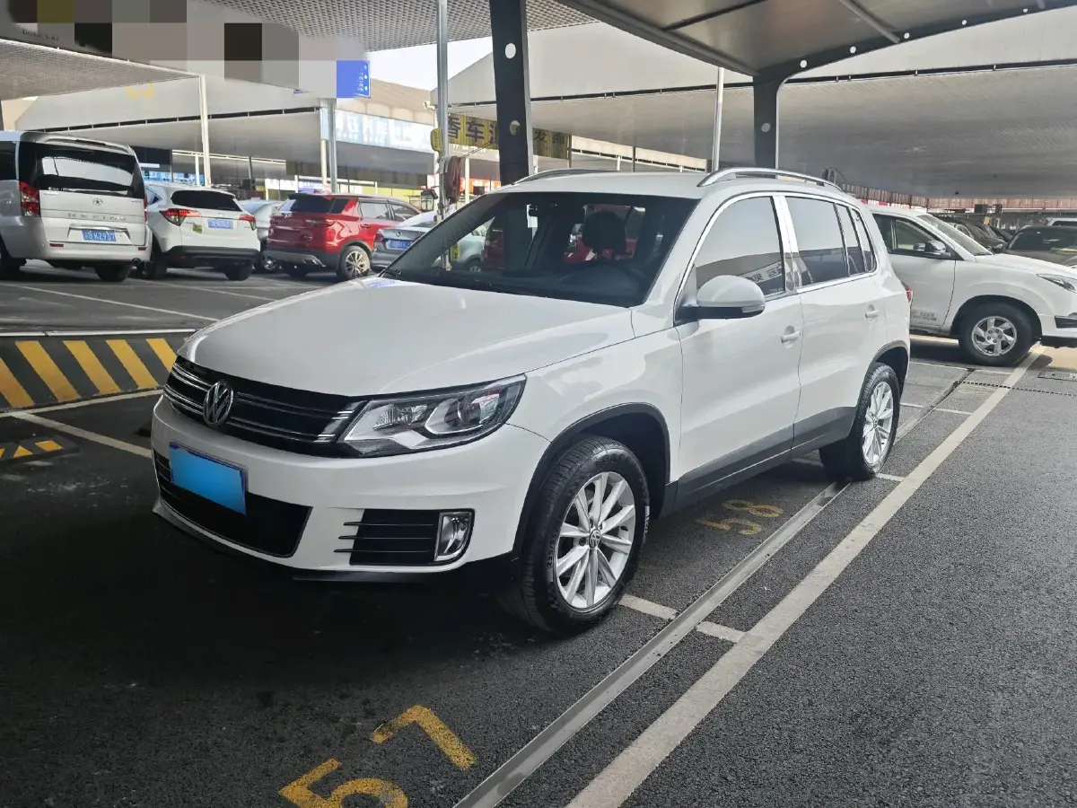 2015 Volkswagen Tiguan 1.8T 160HP L4 6AT