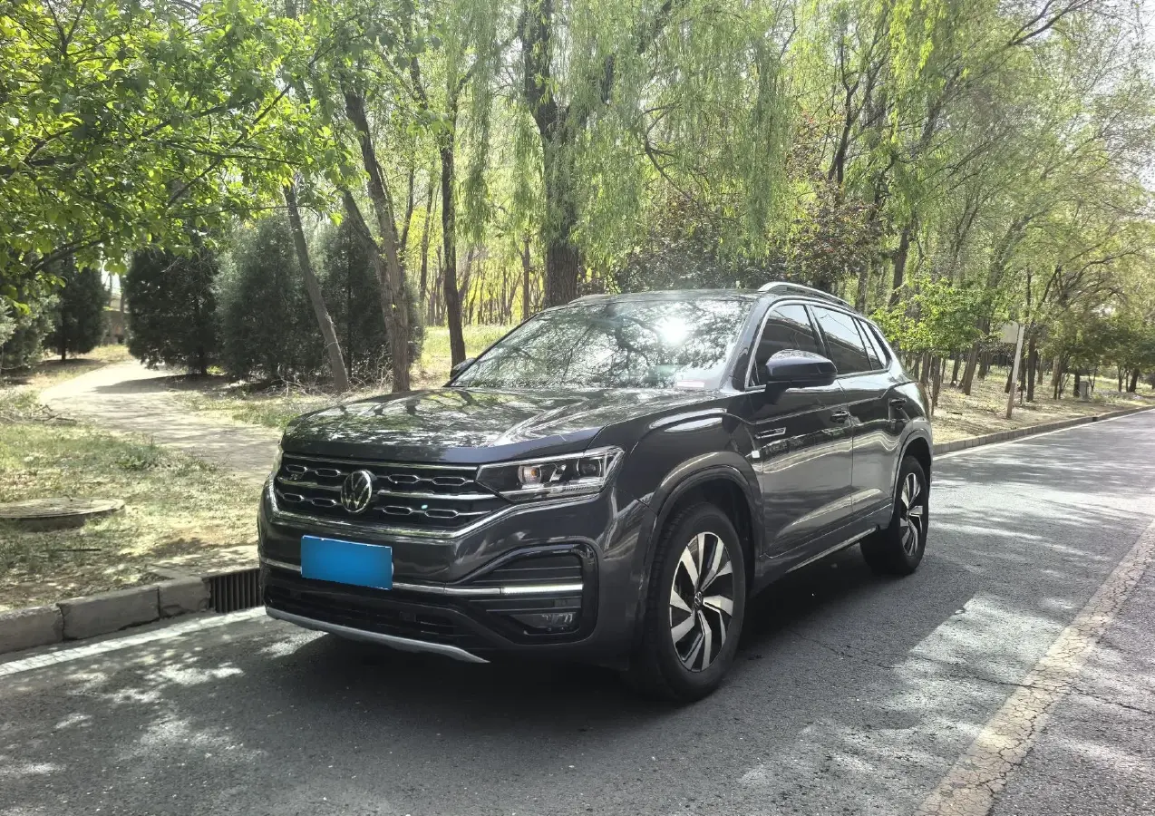 2021 Volkswagen Tayron 2.0T 186HP L4 7DCT