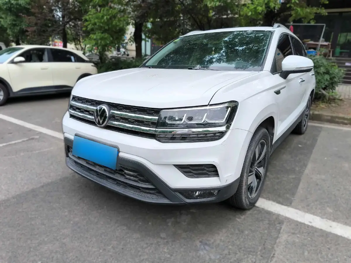 2021 Volkswagen Tharu 1.4T 150HP L4 7DCT
