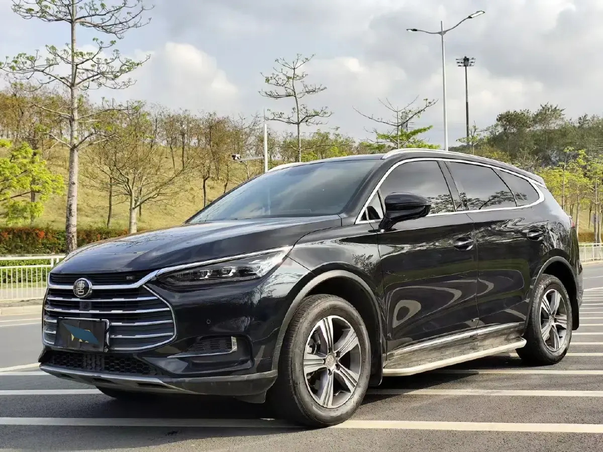 2018 BYD Tang 2.0T 205HP L4 6AT