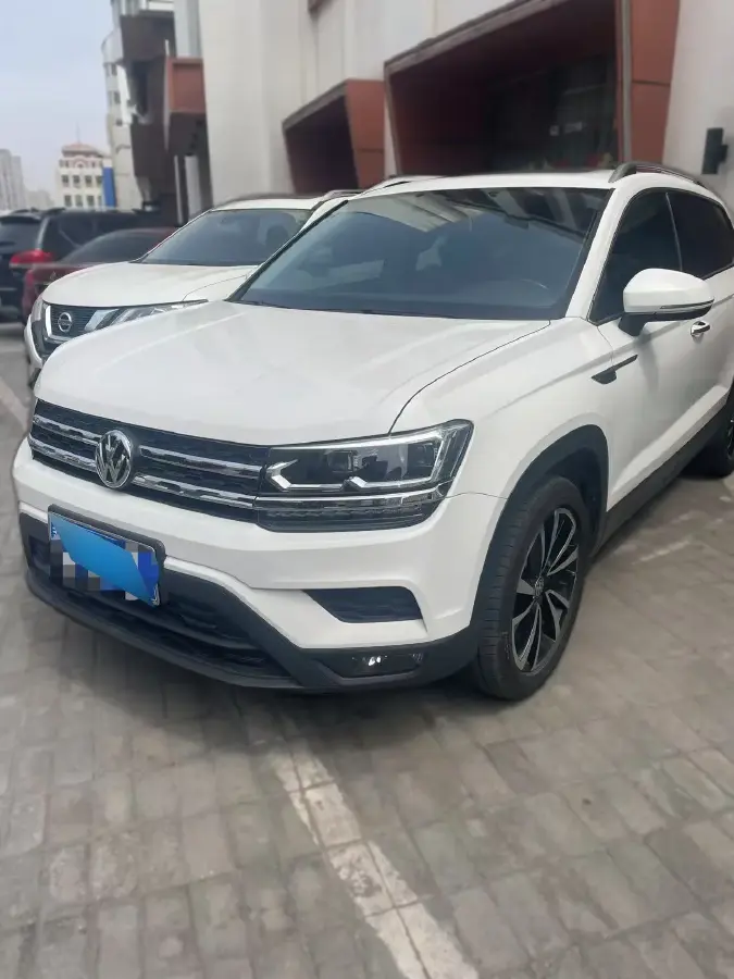 2019 Volkswagen Tharu 1.4T 150HP L4 7DCT