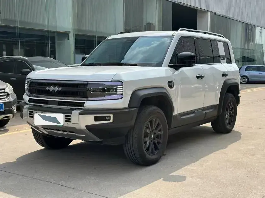 2023 FangChengBao Bao 5 1.5T 194HP L4 E-CVT PHEV 31.8KWH