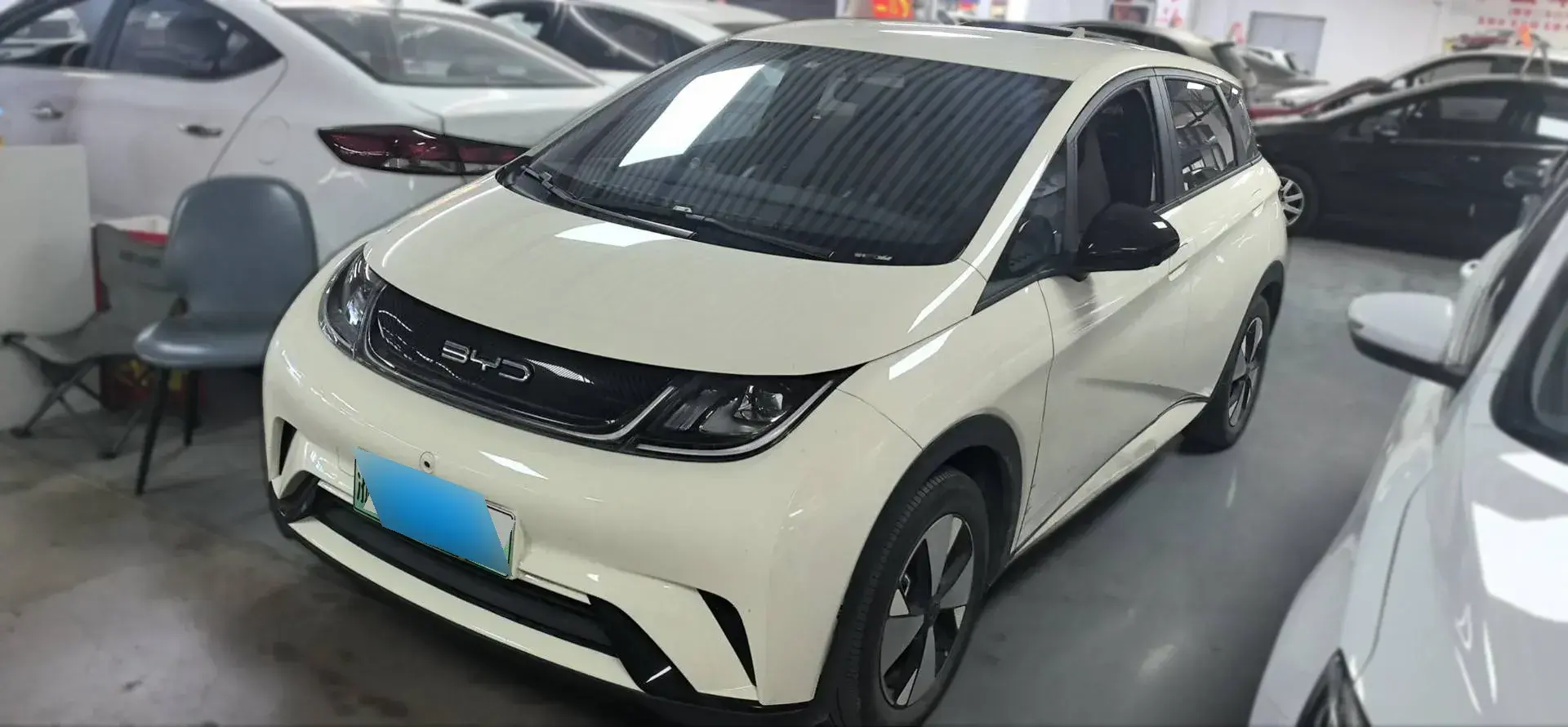 2023 BYD Dolphin BEV 44.928KWH