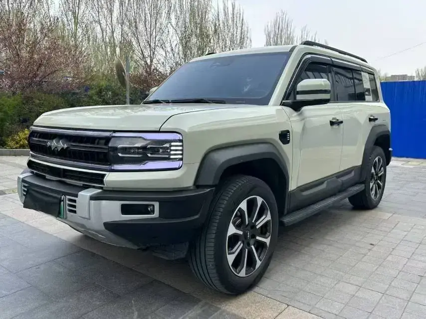 2023 FangChengBao Bao 5 1.5T 194HP L4 E-CVT PHEV 31.8KWH