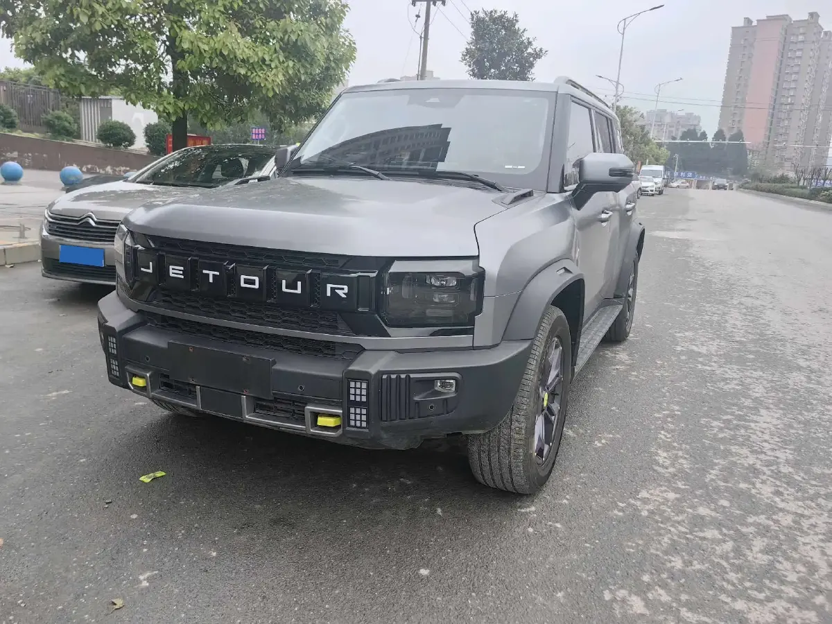 2023 Jetour Traveller 2.0T 254HP L4 7DCT