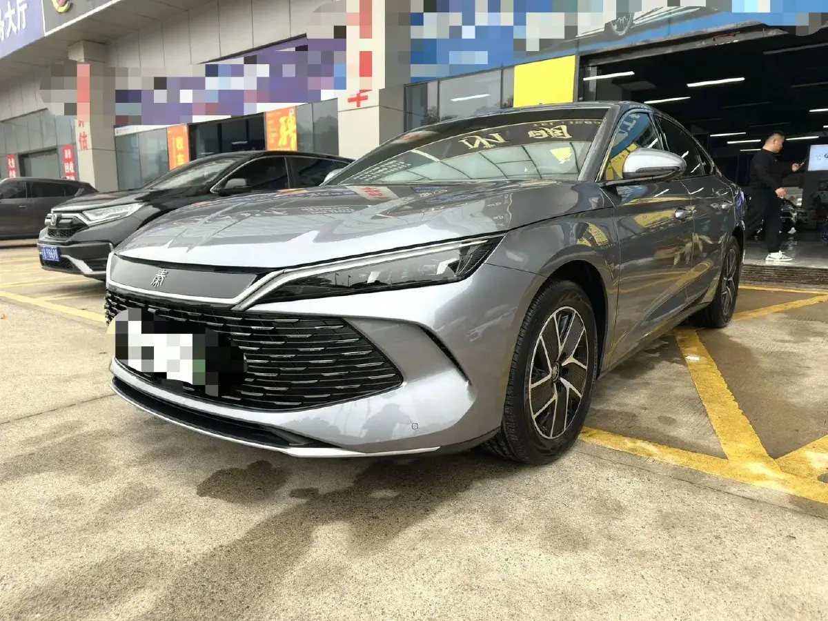 2024 BYD QinL 1.5L 101HP L4 E-CVT PHEV 15.87KWH