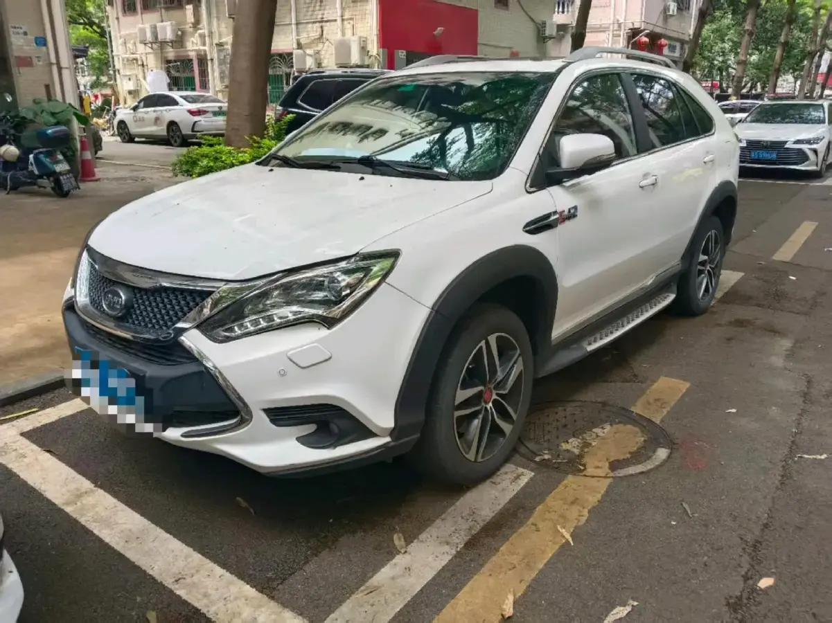 2015 BYD Tang 2.0T 205HP L4 6DCT PHEV