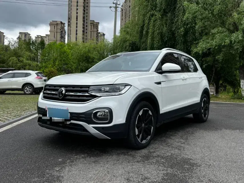 2021 Volkswagen Tacqua 1.5L 113HP L4 5MT