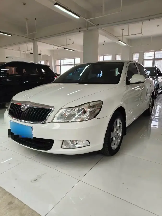 2015 Skoda Octavia 1.6L 105HP L4 6AT