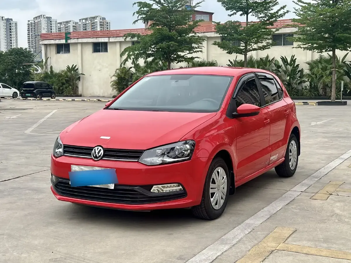 2014 Volkswagen Polo 1.4L 90HP L4 5MT