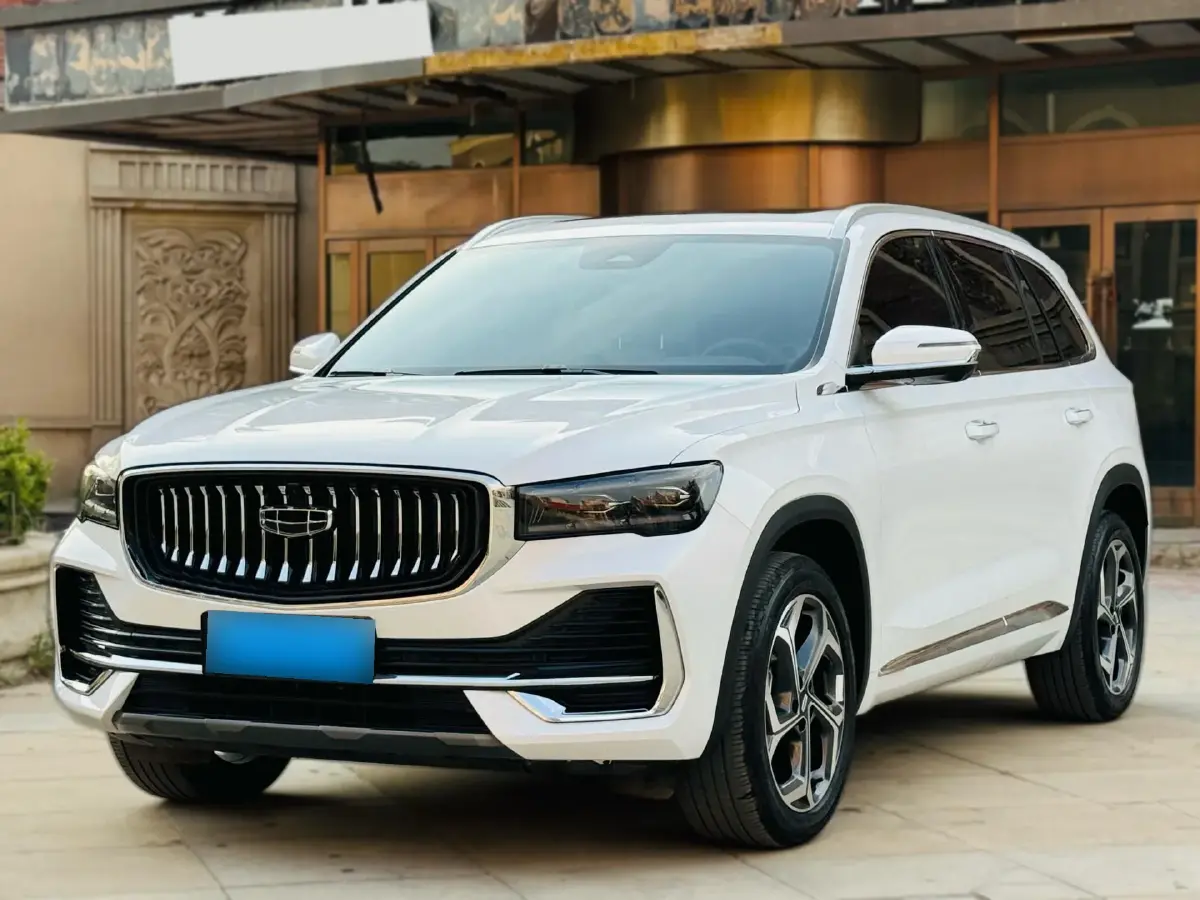 2024 Geely Monjaro 2.0T 238HP L4 8AT