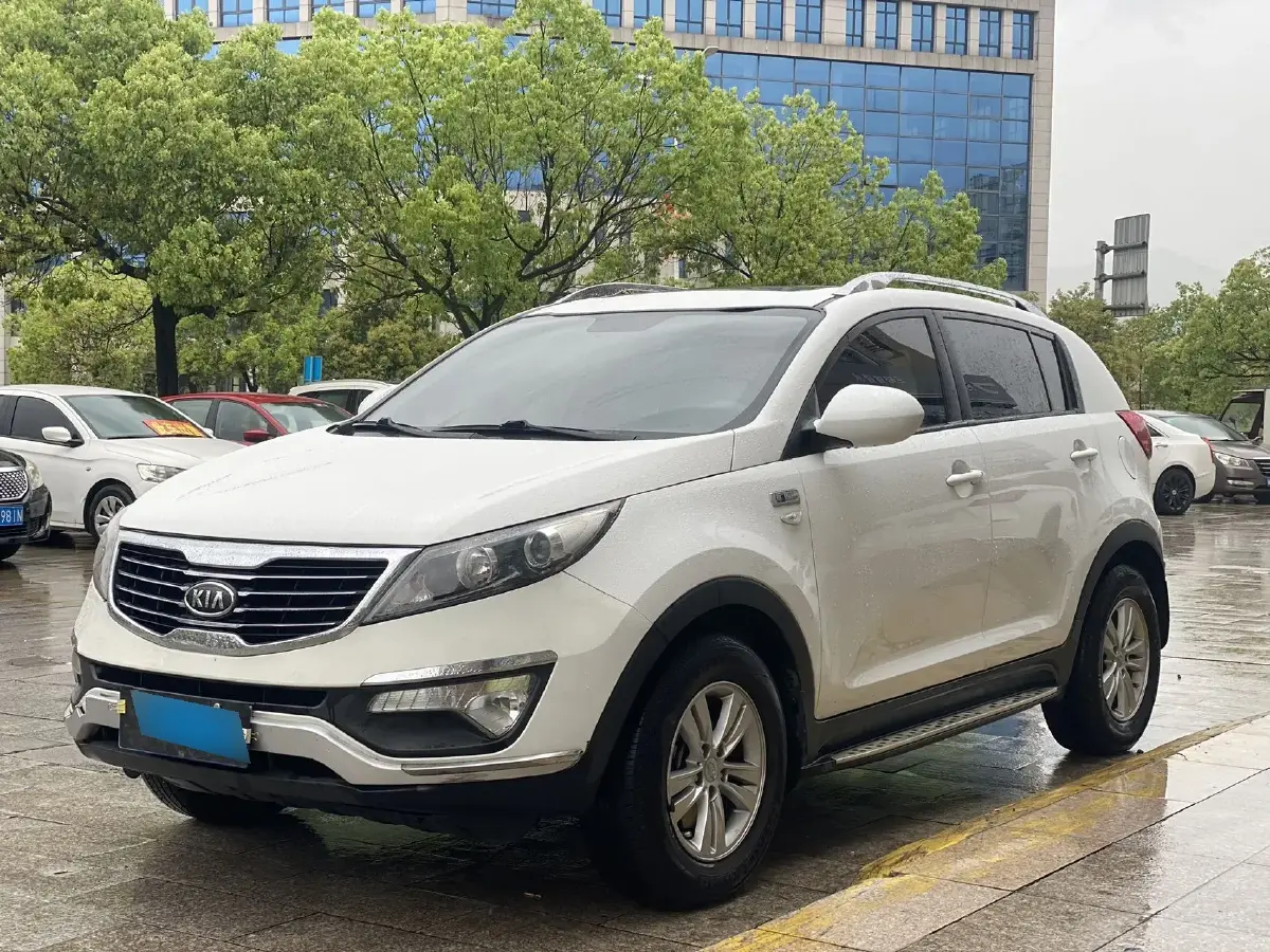 2015 Kia Sportage R 2.0L 165HP L4 6MT