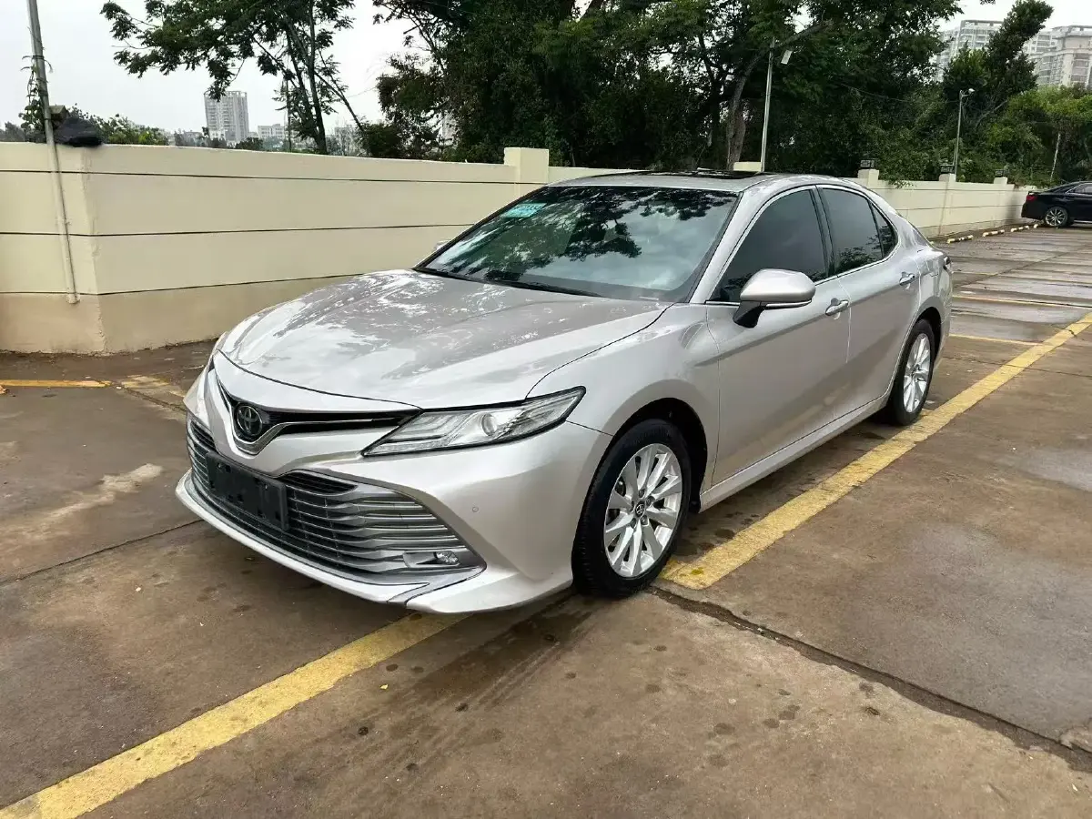 2019 Toyota Camry 2.0L 178HP L4 CVT