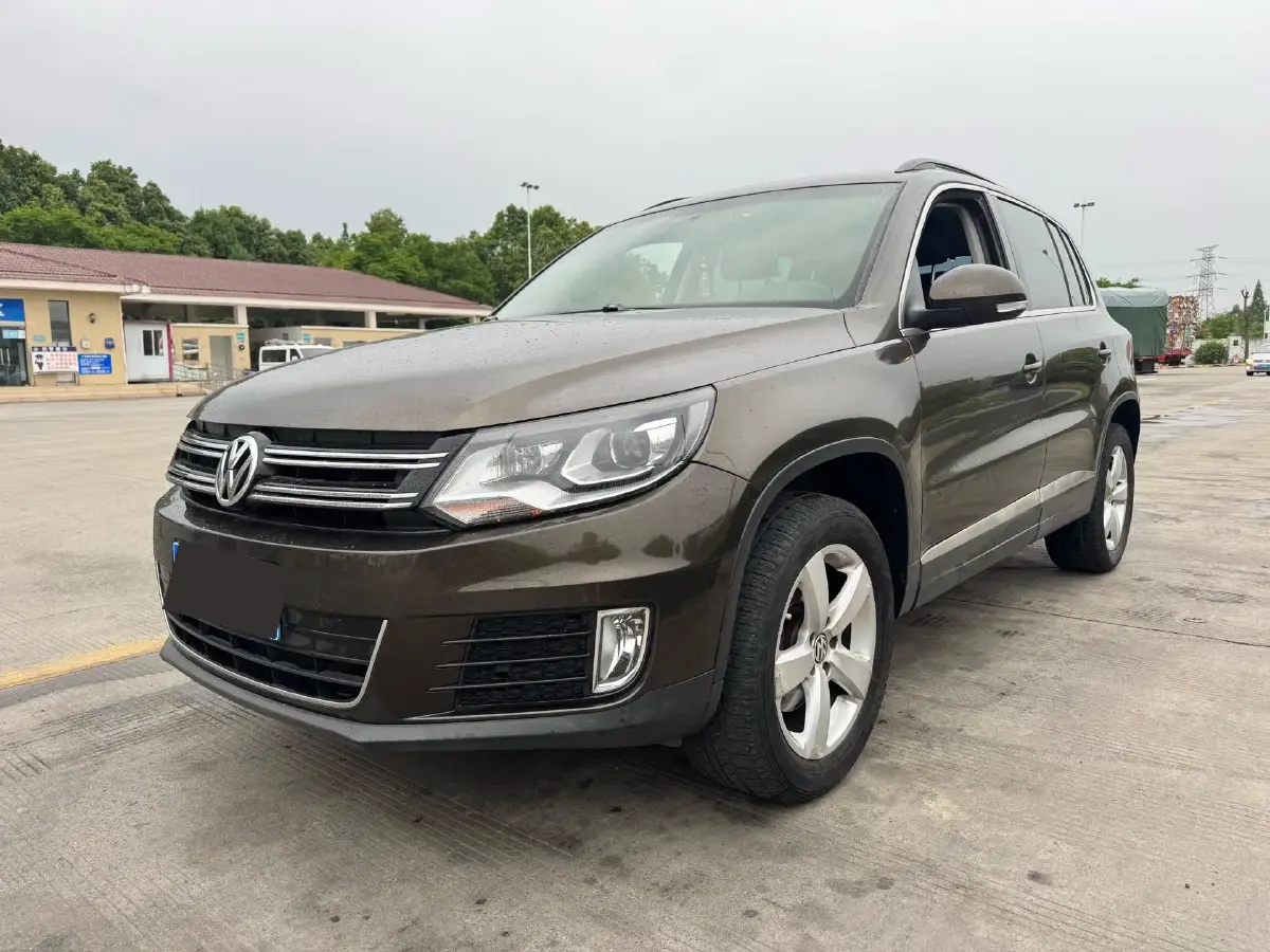 2013 Volkswagen Tiguan 1.8T 160HP L4 6MT