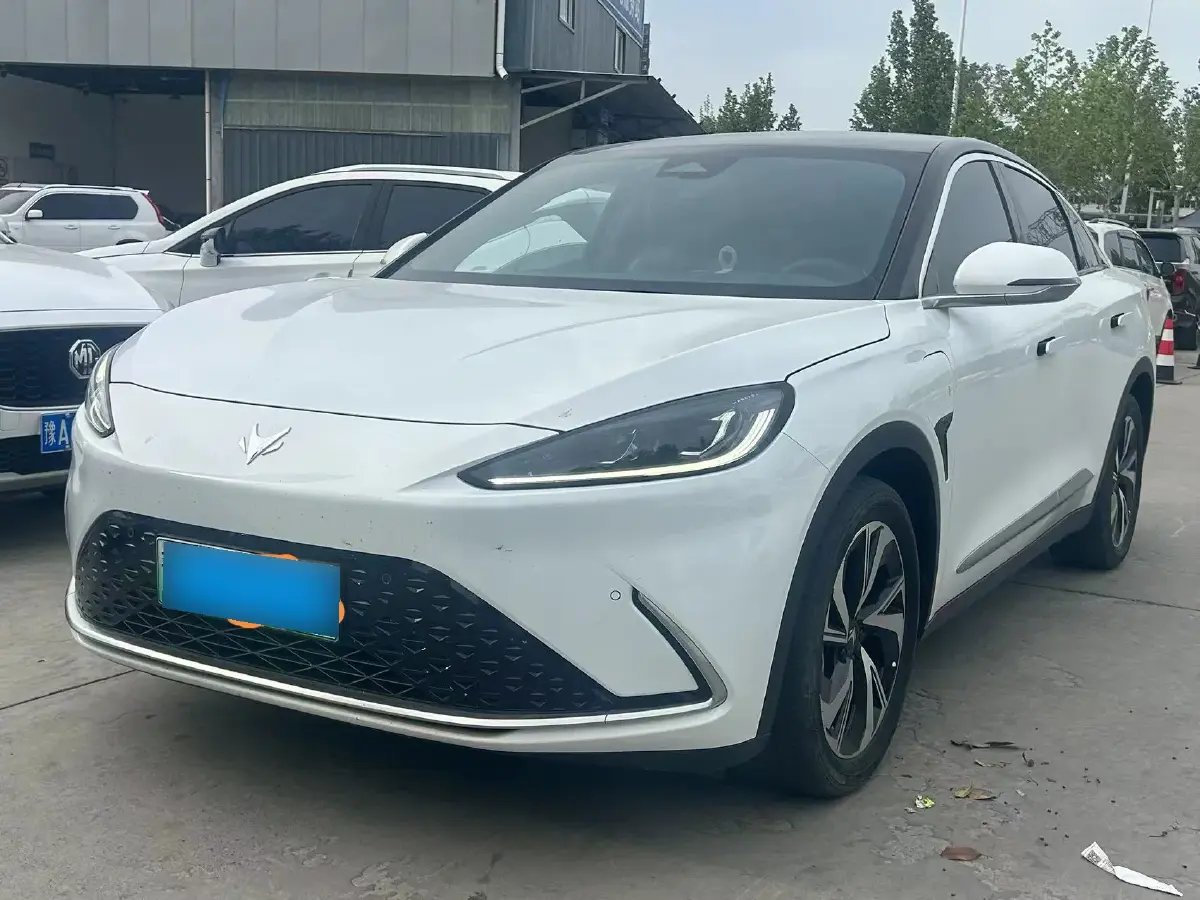 2022 ARCFOX αS BEV 65.6KWH