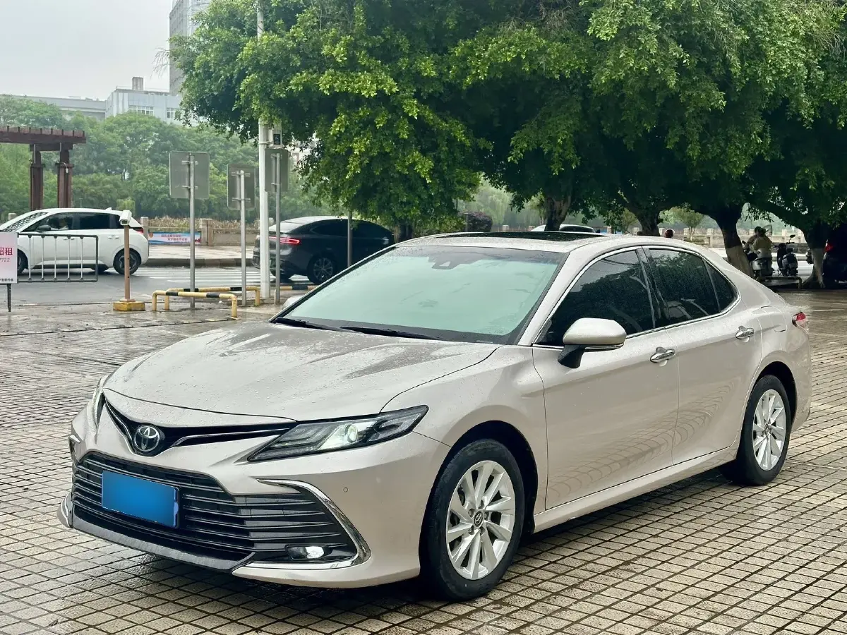2021 Toyota Camry 2.0L 178HP L4 CVT