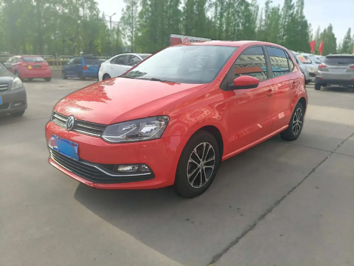2016 Volkswagen Polo 1.6L 110HP L4 5MT