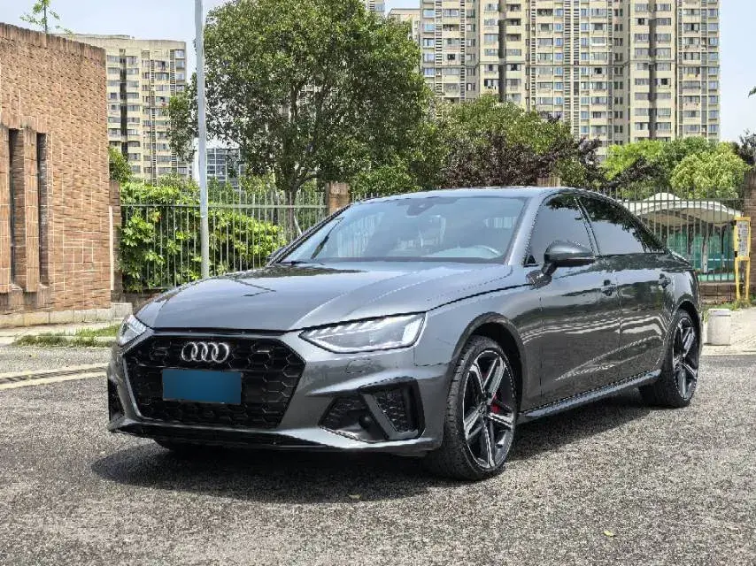 2022 Audi A4L 2.0T 252HP L4 7DCT