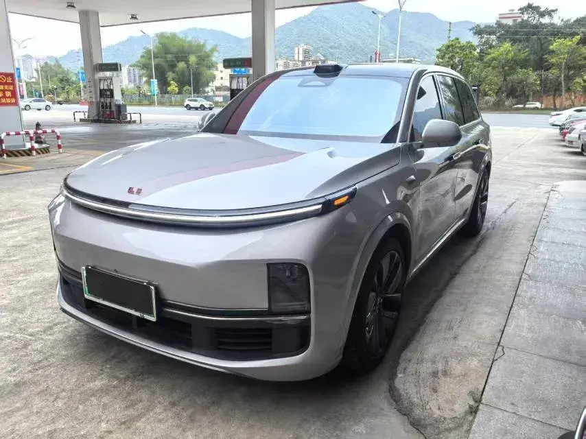 2022 Li L9 Range Extended 154HP REEV 42.6KWH