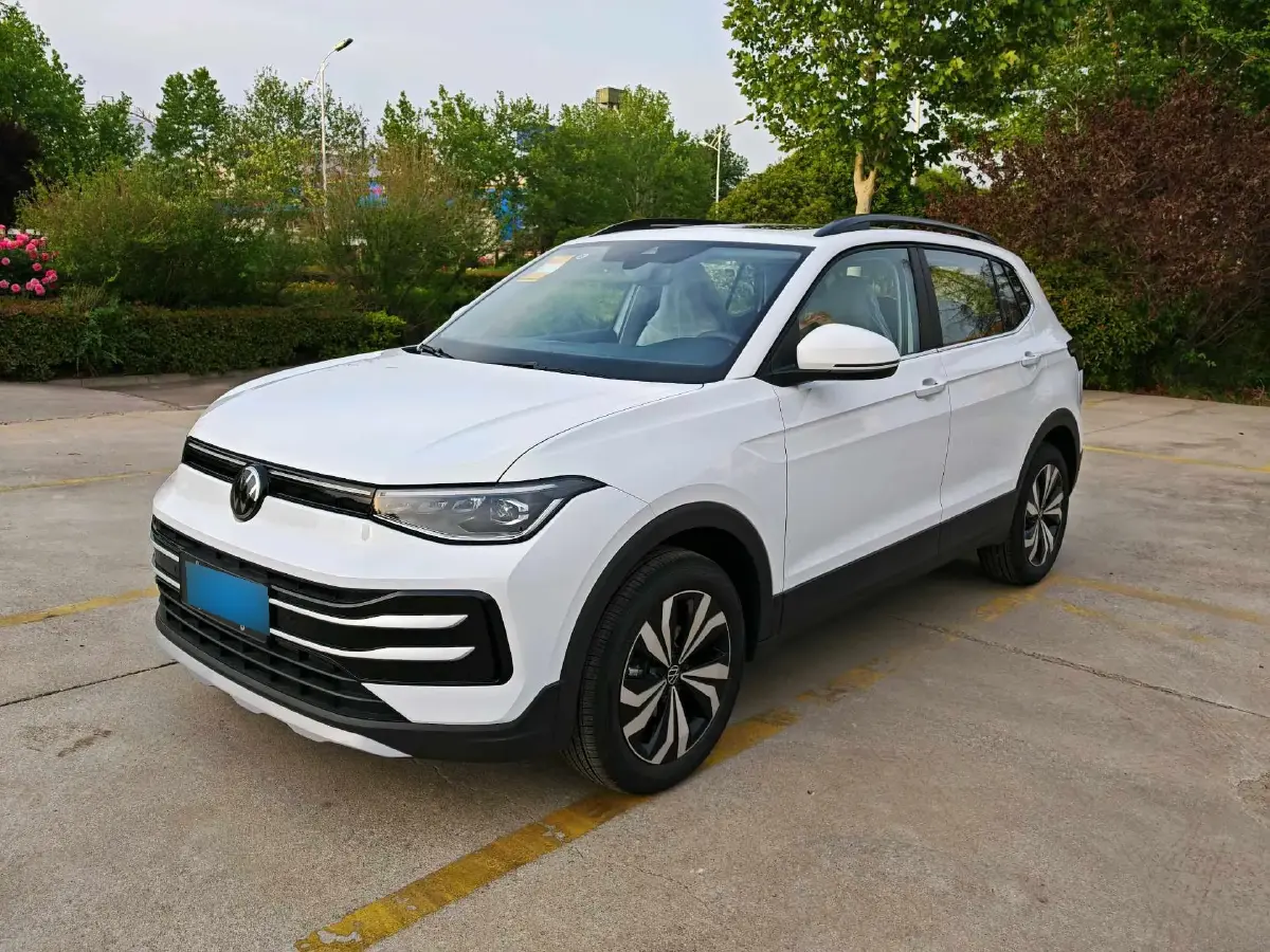 2025 Volkswagen Tharu 1.5L 110HP L4 6AT