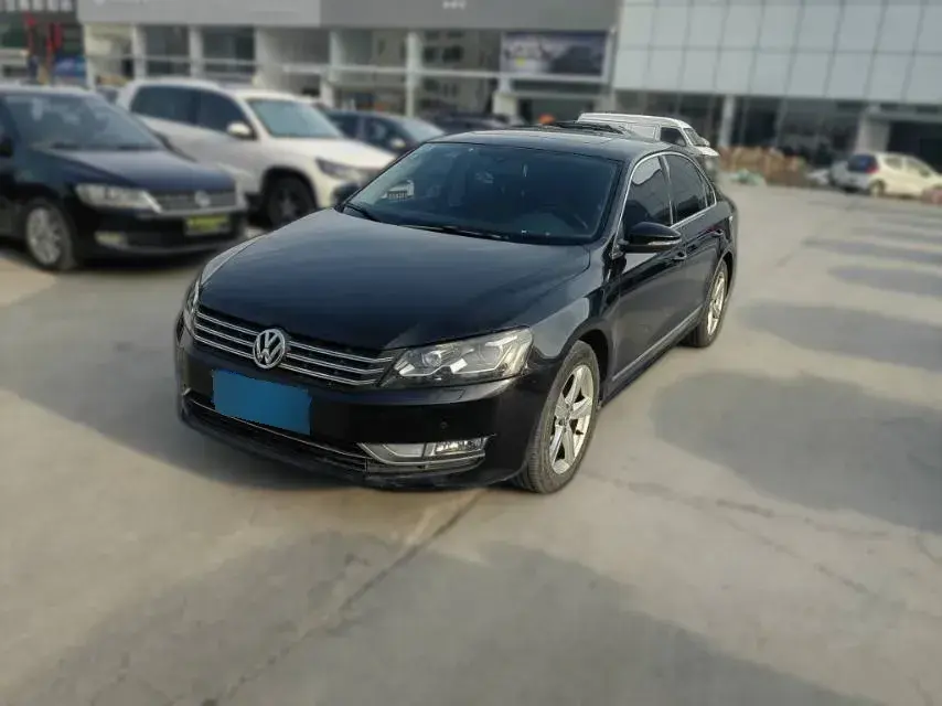 2011 Volkswagen Passat 1.8T 160HP L4 7DCT