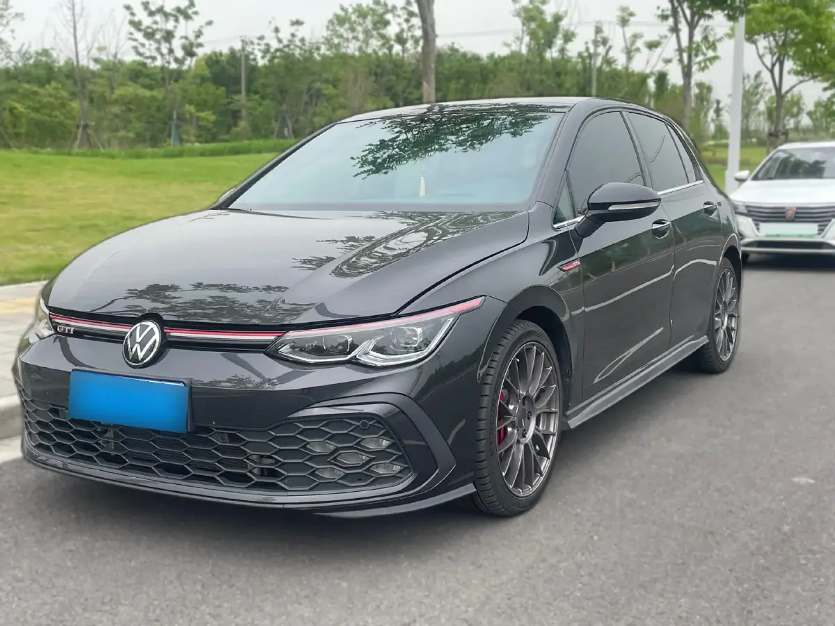 2021 Volkswagen GolfGTI 2.0T 220HP L4 7DCT