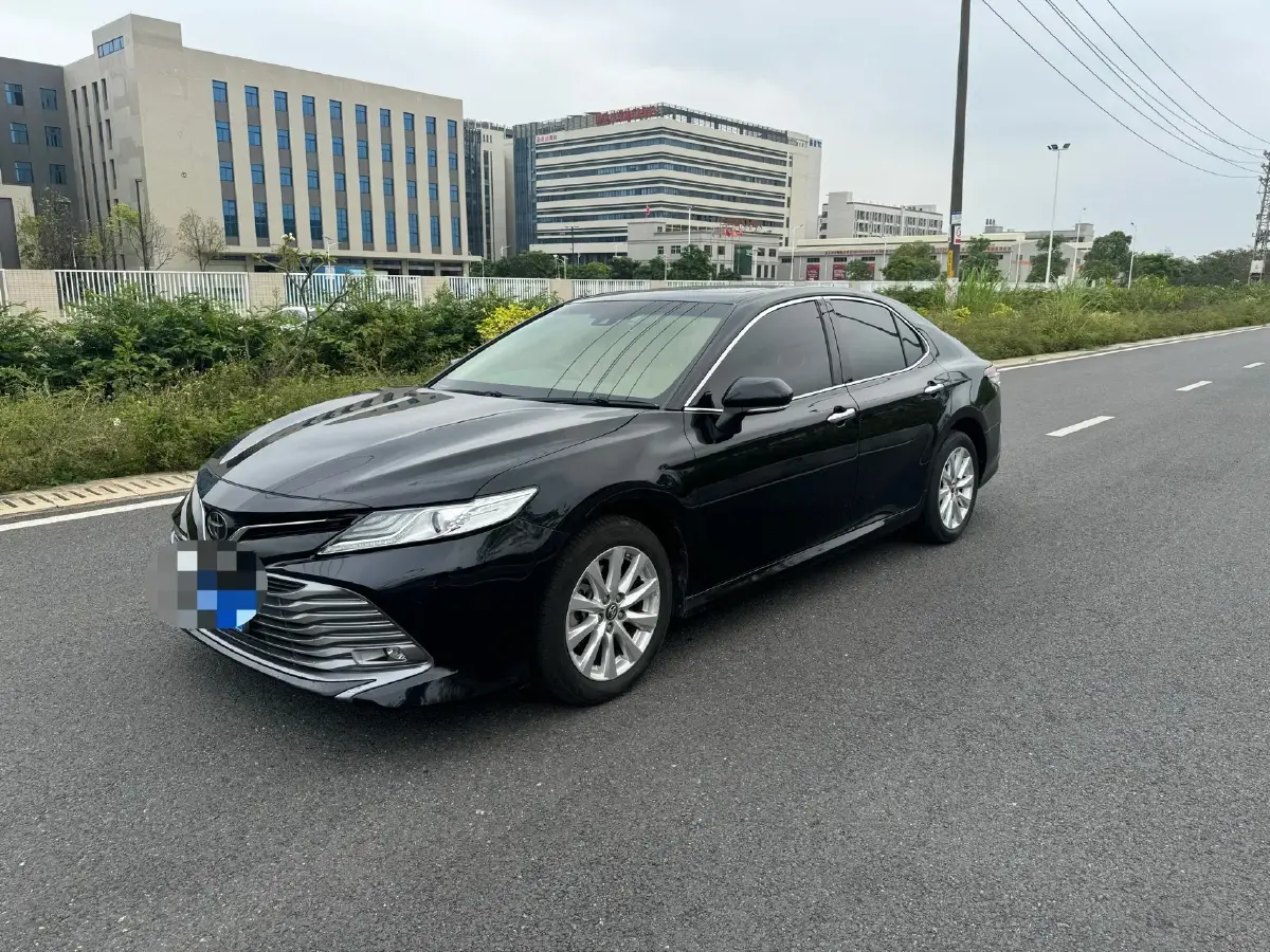 2019 Toyota Camry 2.0L 178HP L4 CVT