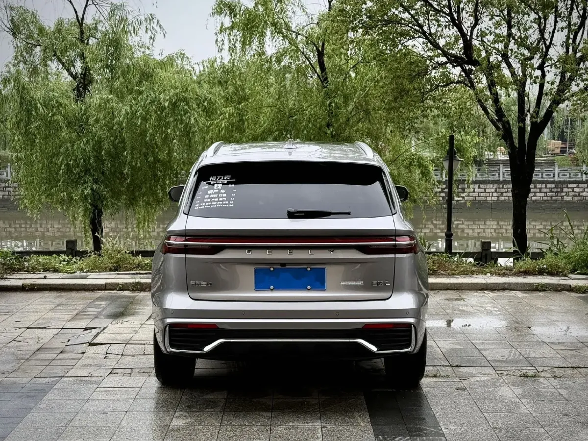 2021 Geely Monjaro 2.0T 218HP L4 7DCT,autocango,china used car exporter,china ev exporter,chinese used car exporter,chinese used ev exporter