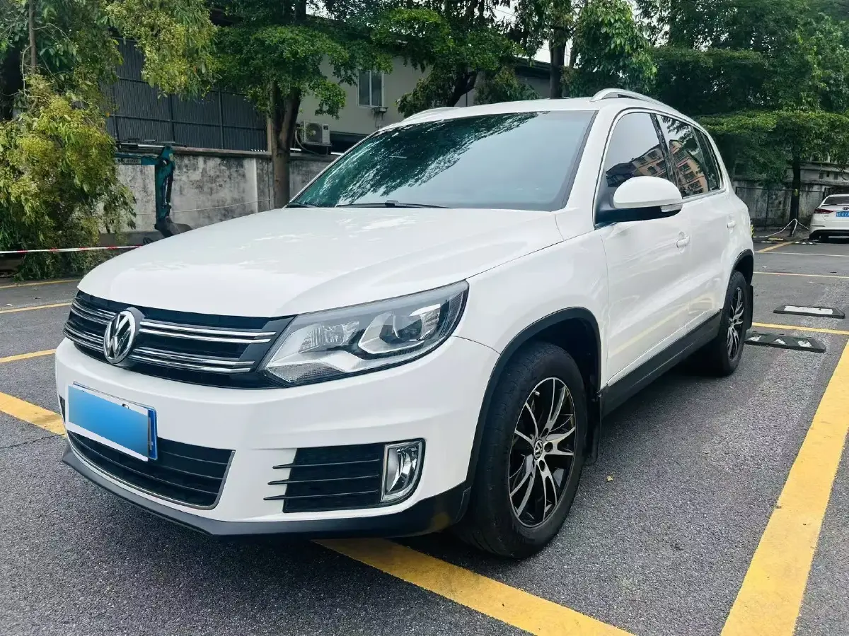 2013 Volkswagen Tiguan 1.8T 160HP L4 6AT