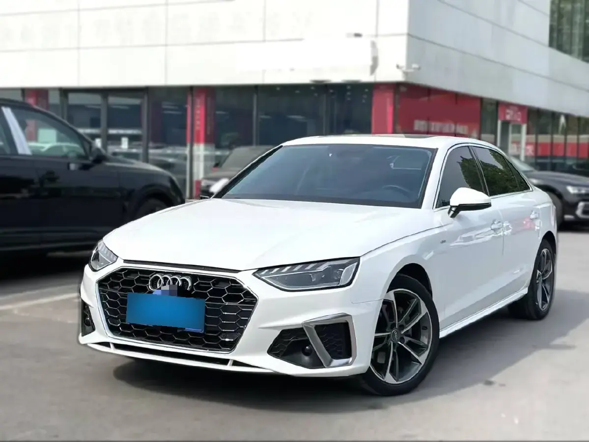 2020 Audi A4L 2.0T 150HP L4 7DCT