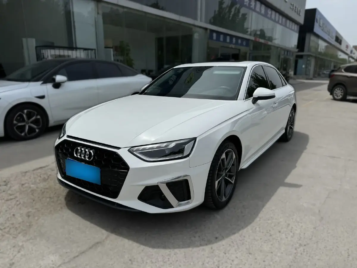 2020 Audi A4L 2.0T 190HP L4 7DCT