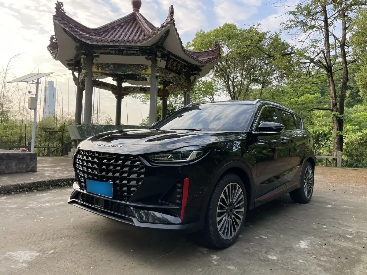 2023 Jetour X70 PRO 1.6T 197HP L4 7DCT