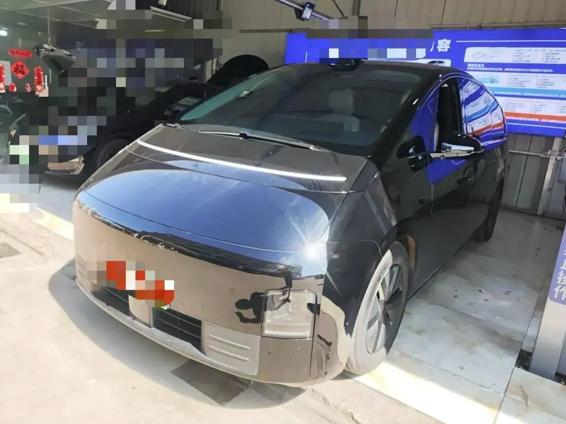 2024 Li MEGA BEV 102.7KWH