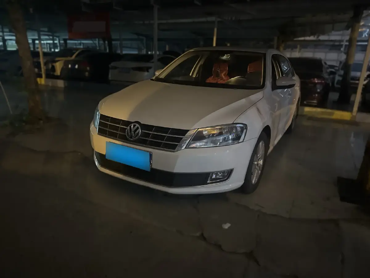 2013 Volkswagen Lavida 1.4T 131HP L4 7DCT