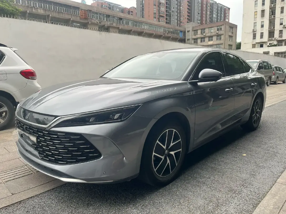 2024 BYD QinL 1.5L 101HP L4 E-CVT PHEV 15.87KWH