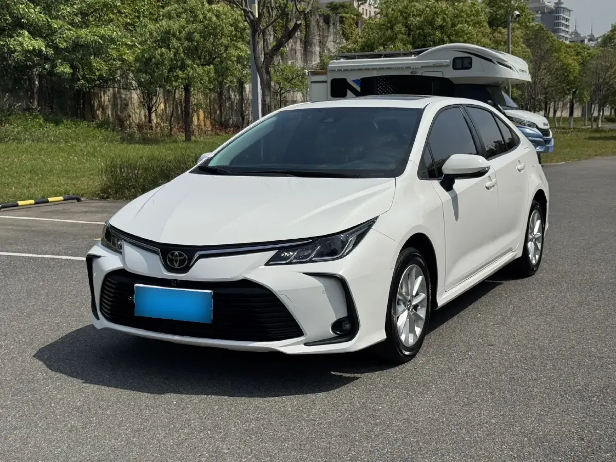 2021 Toyota Corolla 1.2T 116HP L4 CVT