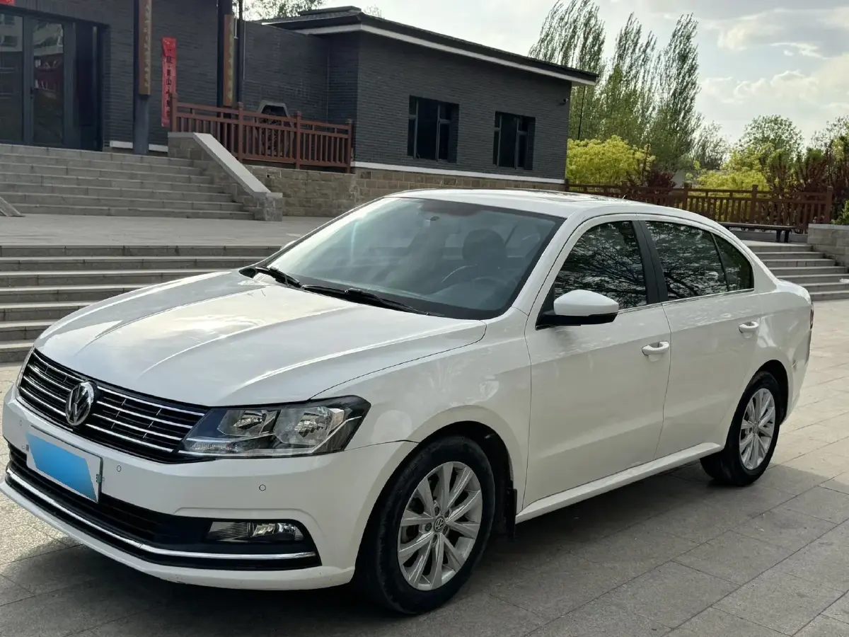 2017 Volkswagen Lavida 1.4T 131HP L4 7DCT