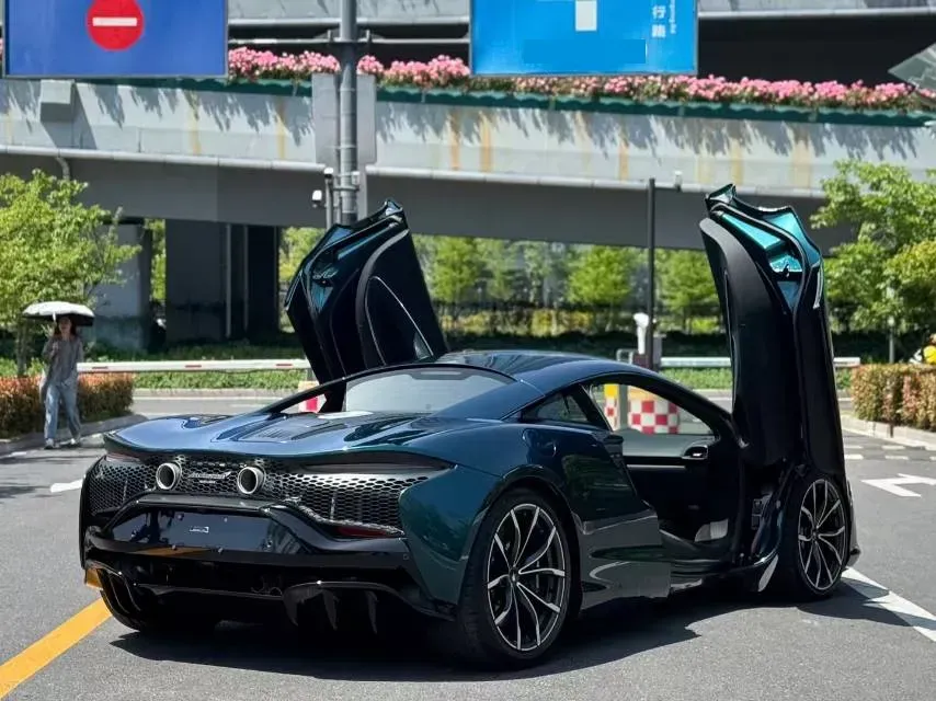 2023 McLaren Artura 3.0T 585HP V6 8DCT PHEV 7.4KWH,autocango,china used car exporter,china ev exporter,chinese used car exporter,chinese used ev exporter