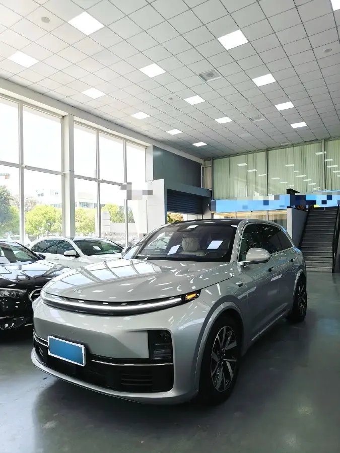 2023 Li L7 Range Extended 154HP REEV 40.9KWH